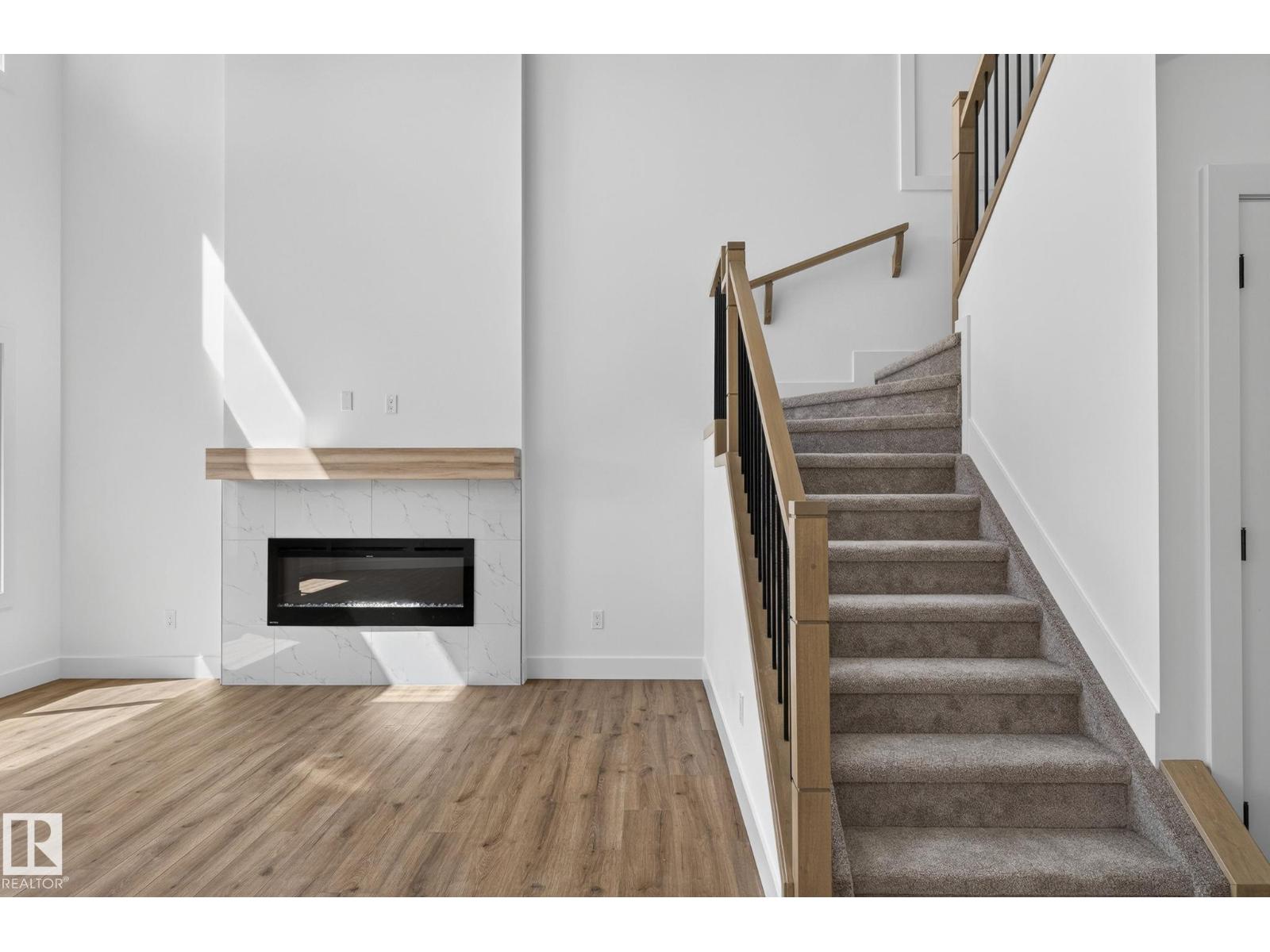 63 SILVERSTONE DR, photo 26 of 63