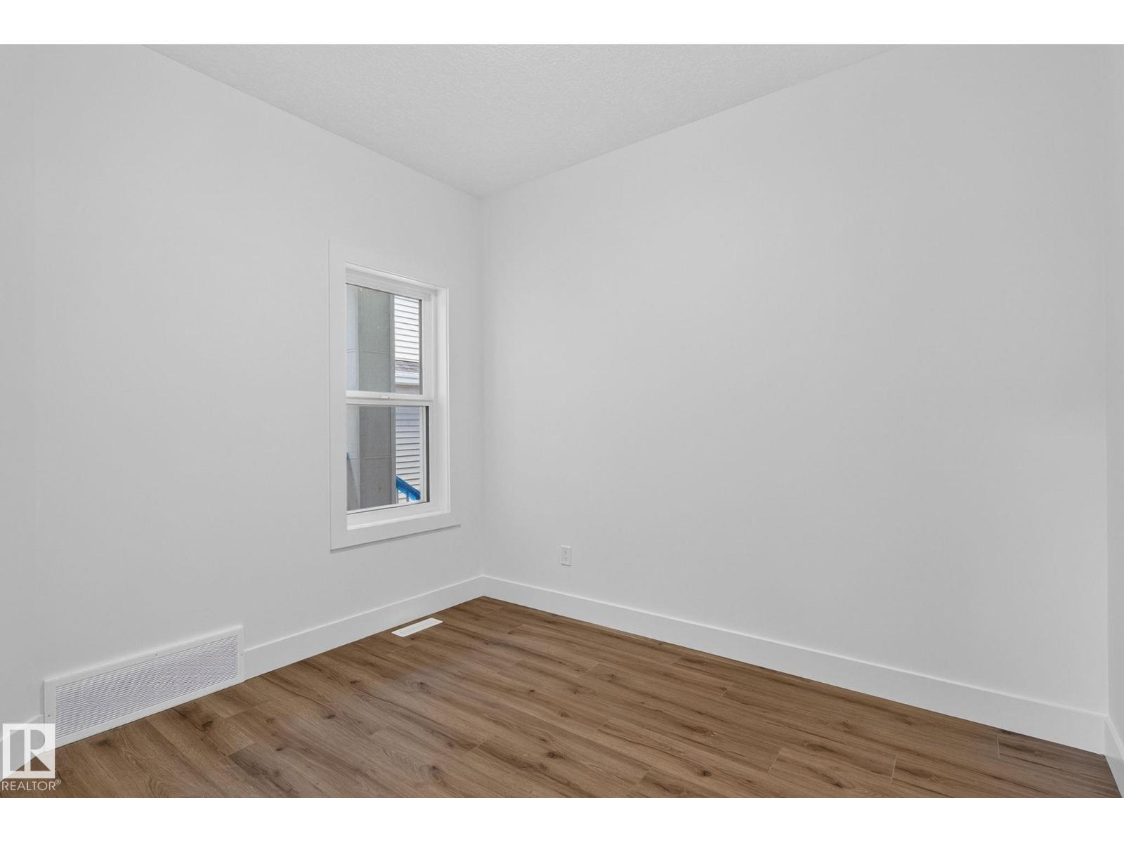 63 SILVERSTONE DR, photo 35 of 63
