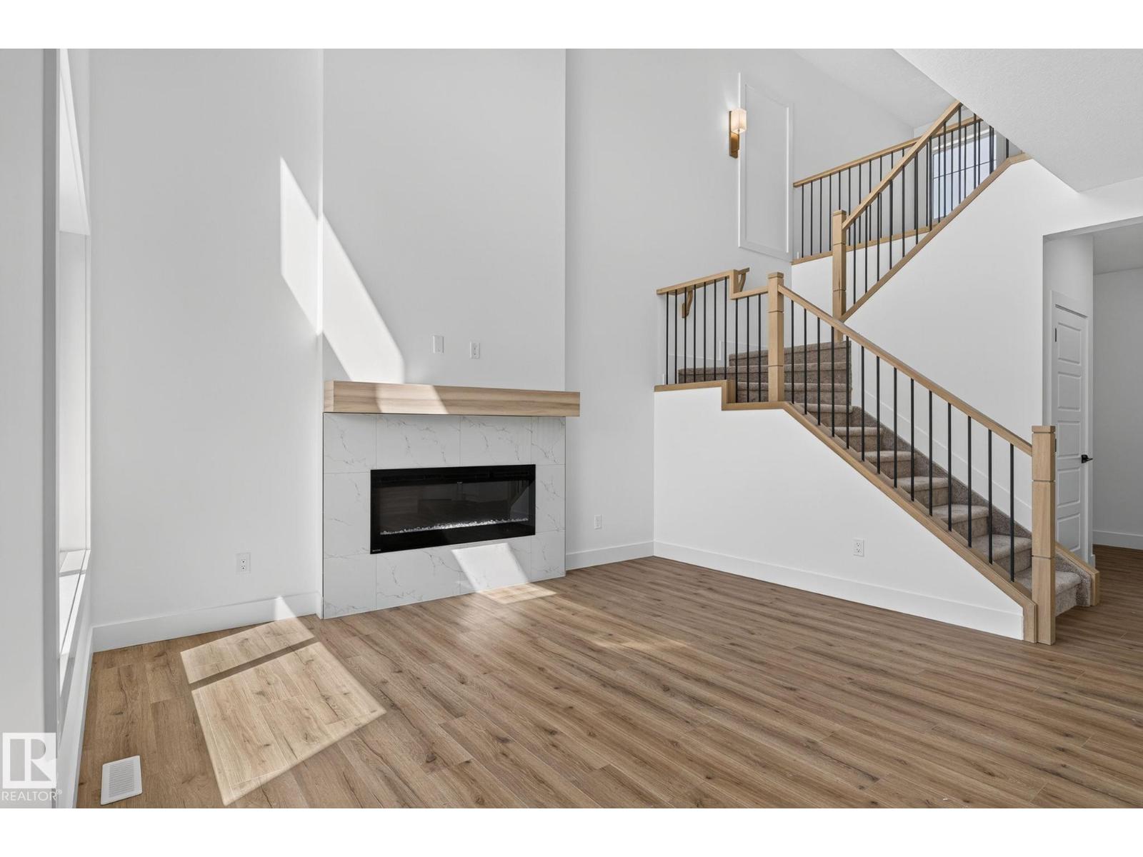 63 SILVERSTONE DR, photo 28 of 63