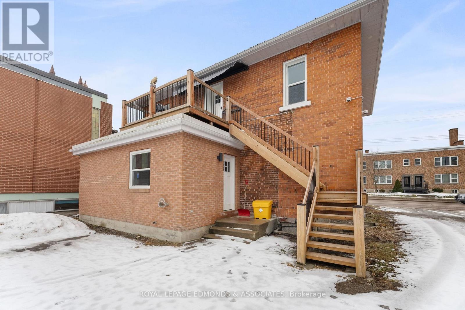 Office for Sale in Pembroke – 259 PEMBROKE STREET E – MLS# X13741978 - Image 41