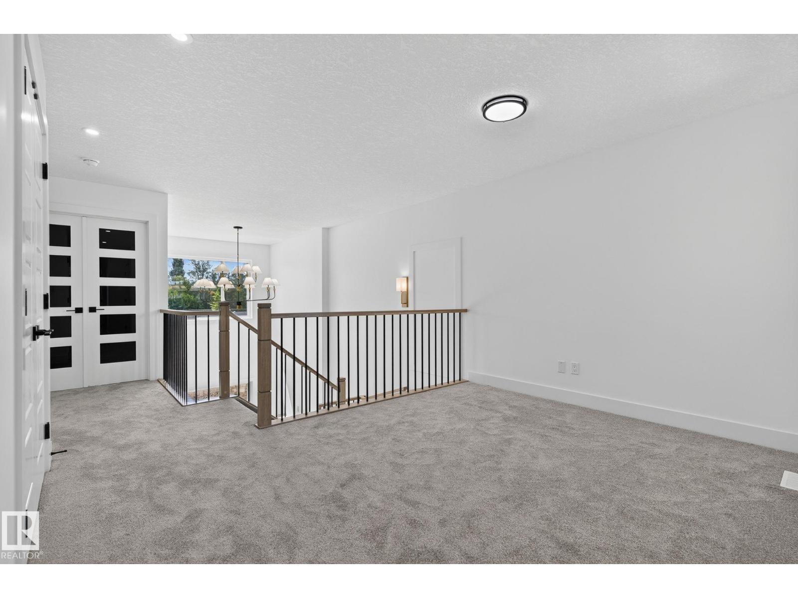 63 SILVERSTONE DR, photo 39 of 63