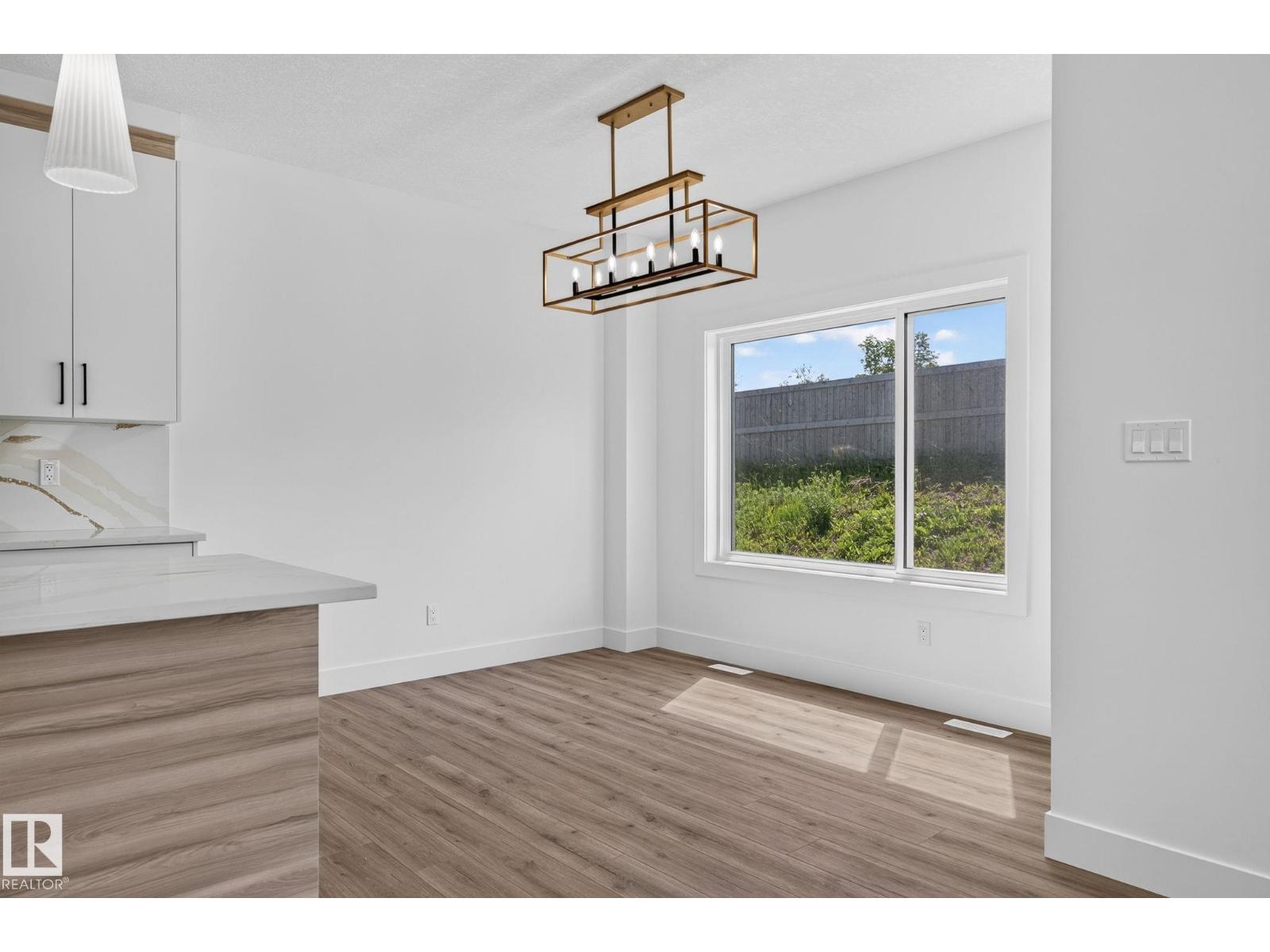 63 SILVERSTONE DR, photo 32 of 63