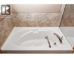 600 Mariner Dr, Campbell River, BC V9H1V9 Photo 40