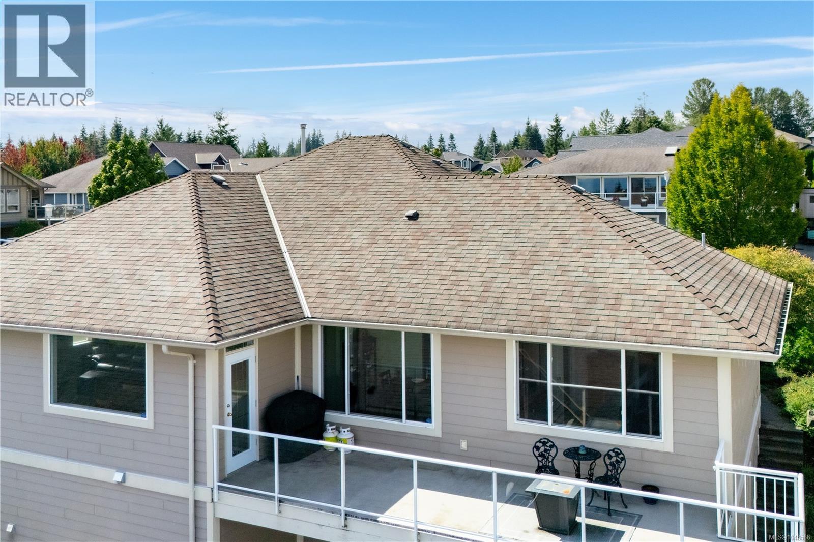 600 Mariner Dr - Image 27