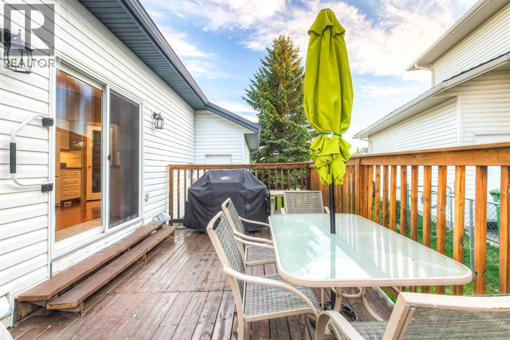 135 Woodside Road NW - 16