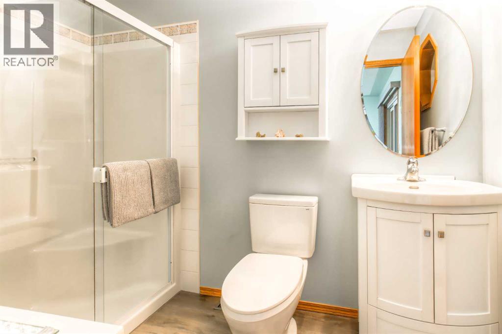 135 Woodside Road NW - 26