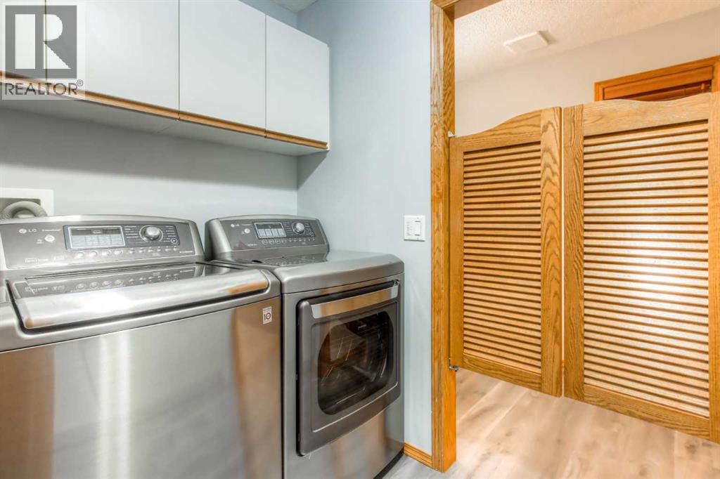 135 Woodside Road NW - 41