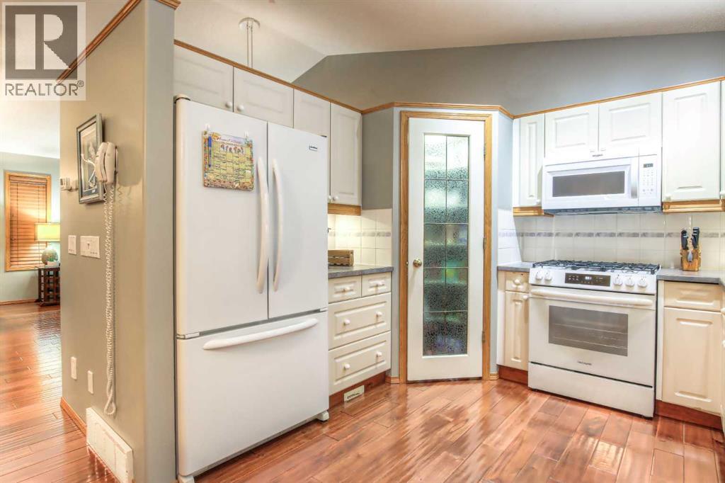 135 Woodside Road NW - 14