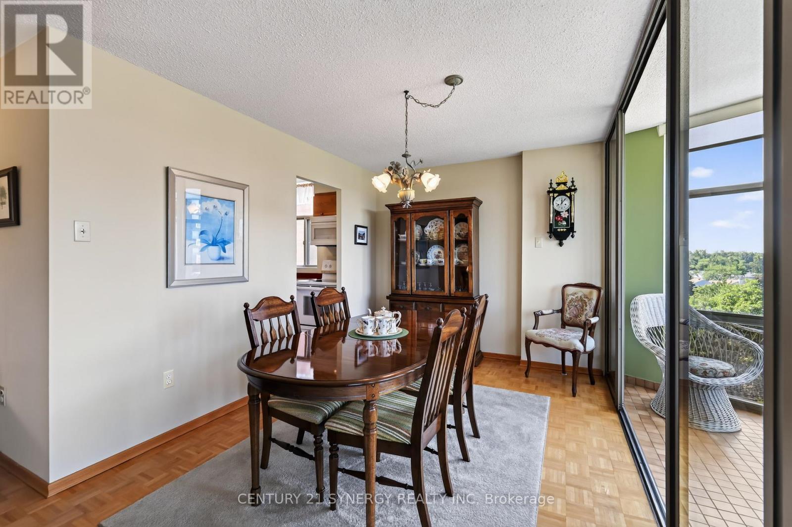#704 2759 CAROUSEL CRESCENT - Image 11