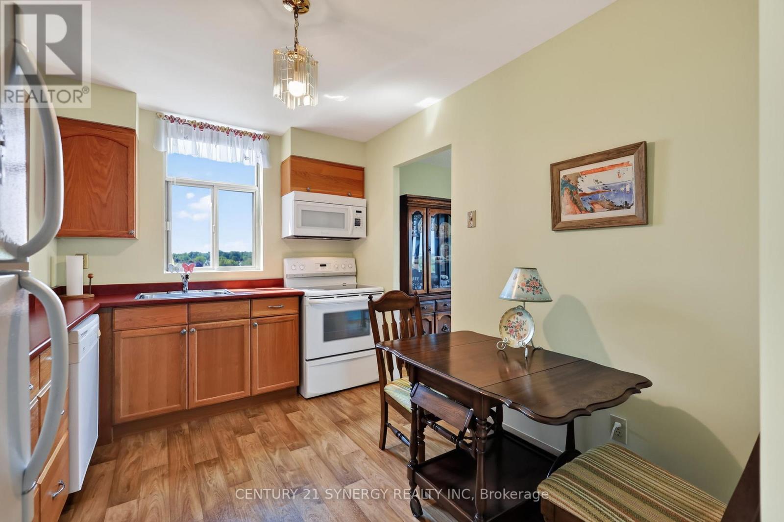 #704 2759 CAROUSEL CRESCENT - Image 20