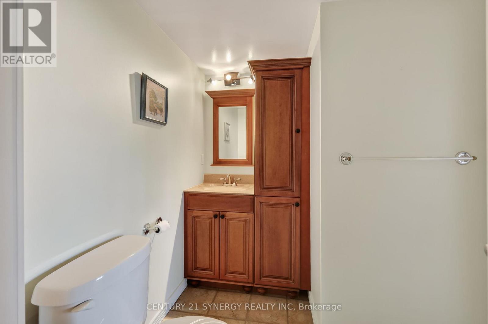 #704 2759 CAROUSEL CRESCENT - Image 35