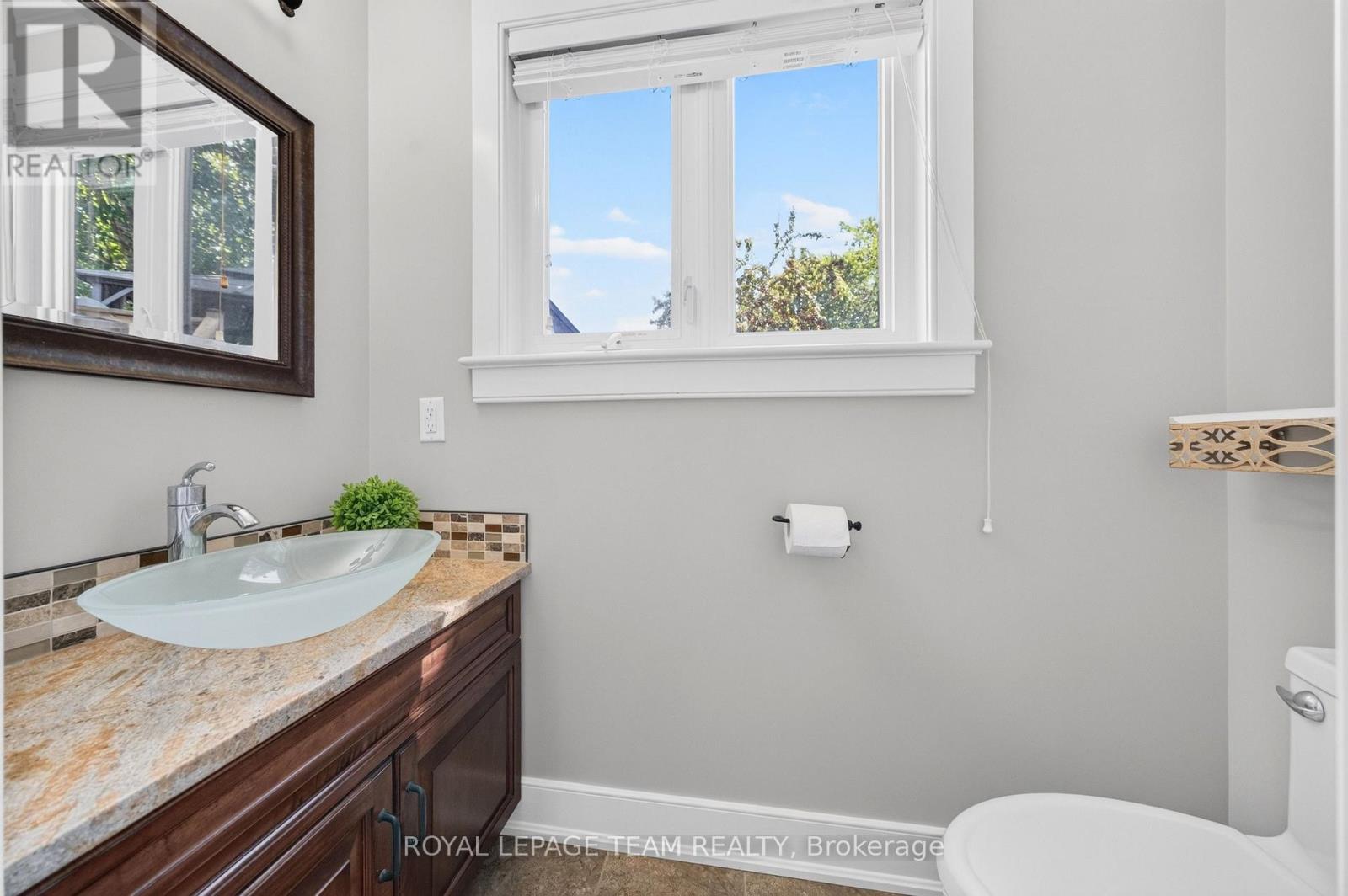 105 BRAE CRESCENT - Image 21
