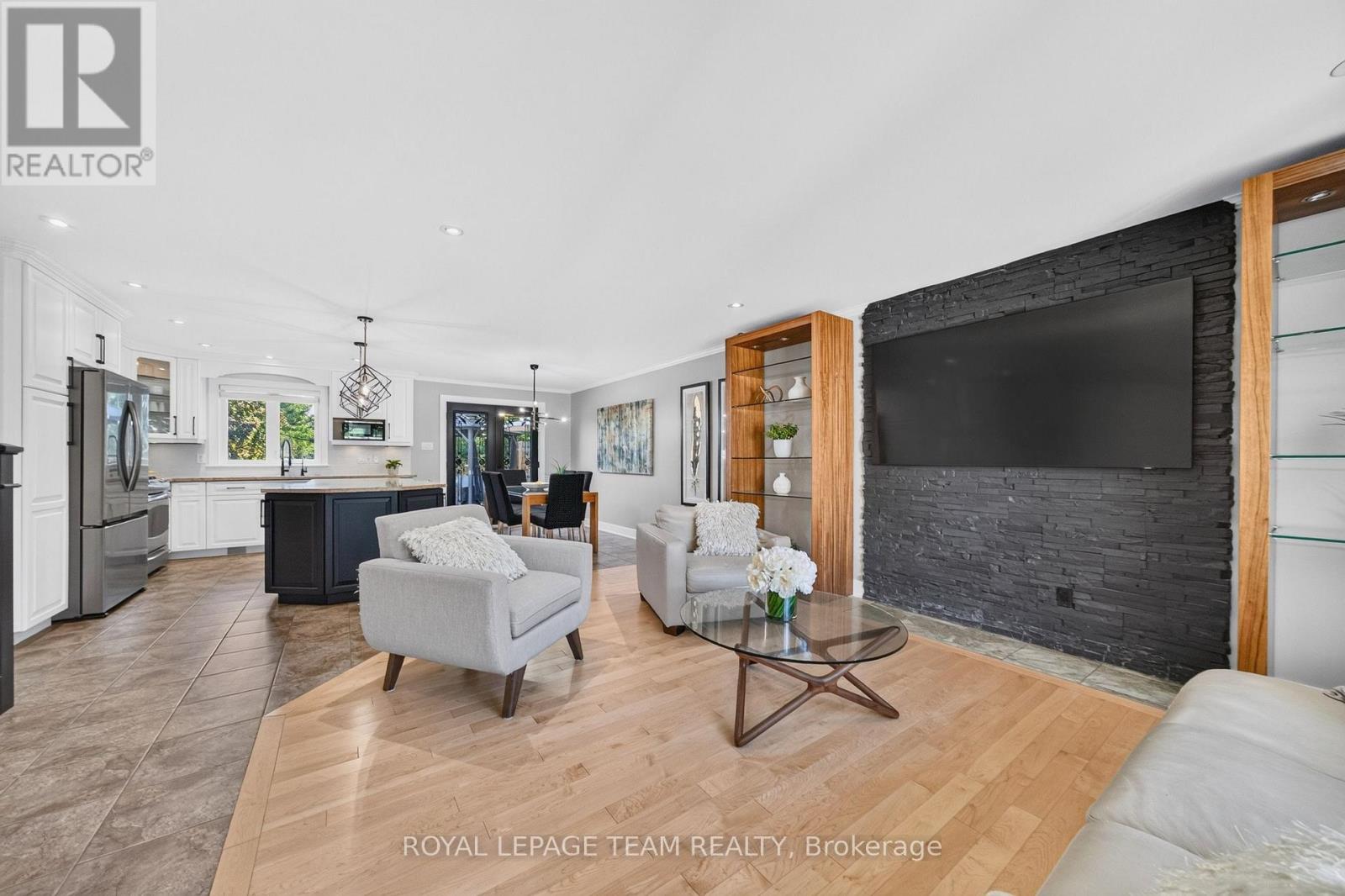 105 BRAE CRESCENT - Image 6