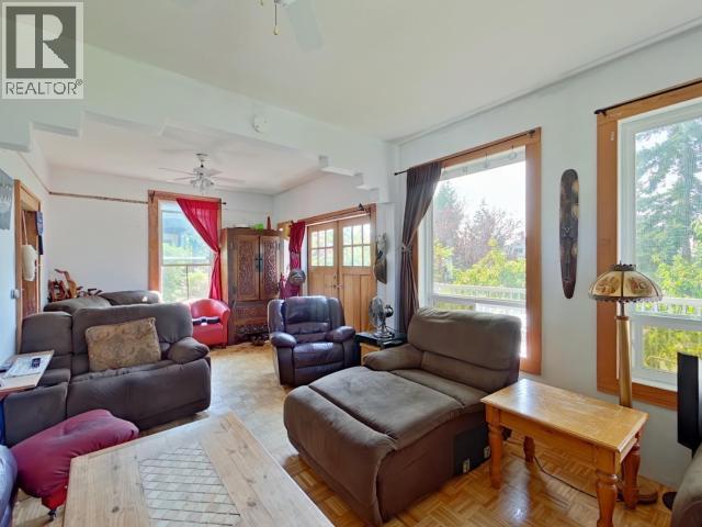 6279 SYCAMORE STREET - Image 24