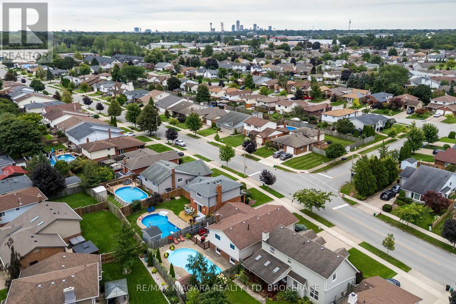 7851 CHOROZY STREET - 33