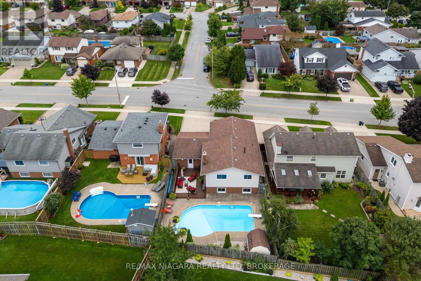 7851 CHOROZY STREET - Image 34