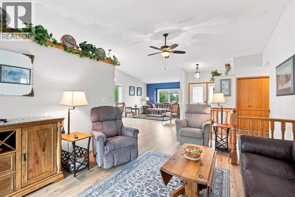 Listing photo – 5723 51 Avenue Avenue, Ponoka