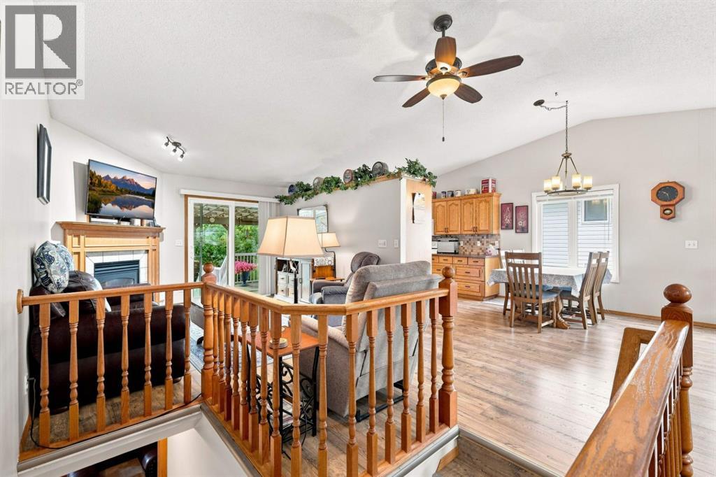 Listing photo – 5723 51 Avenue Avenue, Ponoka