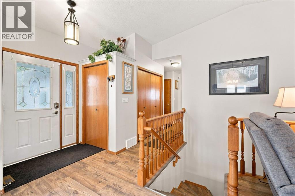 Listing photo – 5723 51 Avenue Avenue, Ponoka