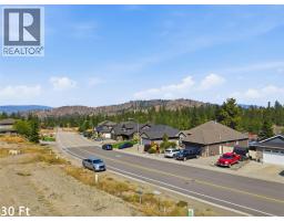 2051 Hugh Allan Drive, Kamloops, BC  Photo 12