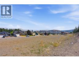 2051 Hugh Allan Drive, Kamloops, BC  Photo 21
