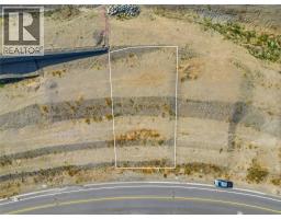 2051 Hugh Allan Drive, Kamloops, BC  Photo 9