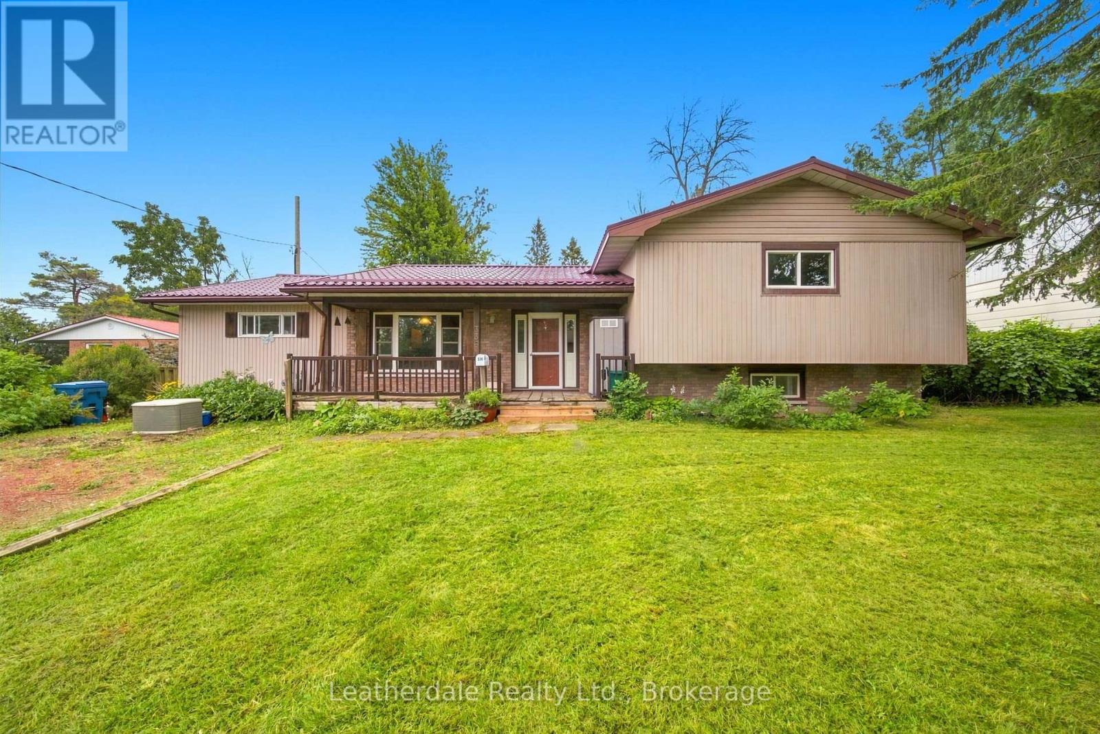 336 FOREST AVENUE N - 1
