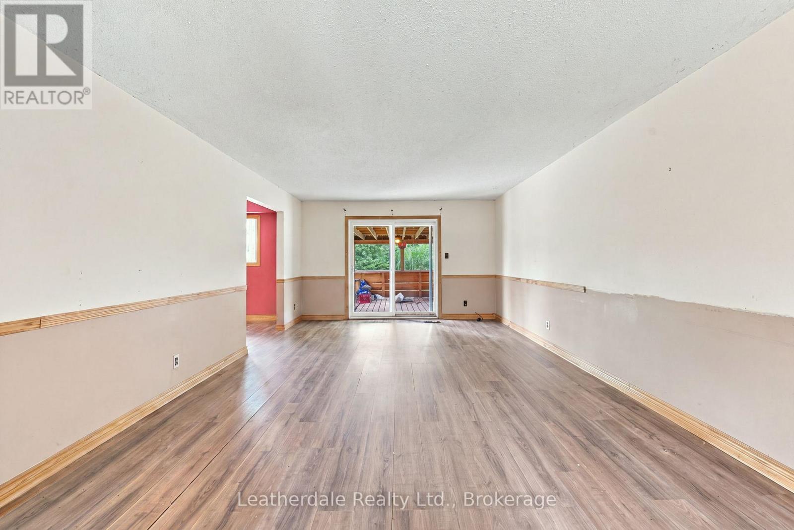 336 FOREST AVENUE N - 3