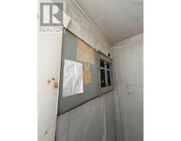 119 South Street, Donkin, NS B1A6T6 Photo 13