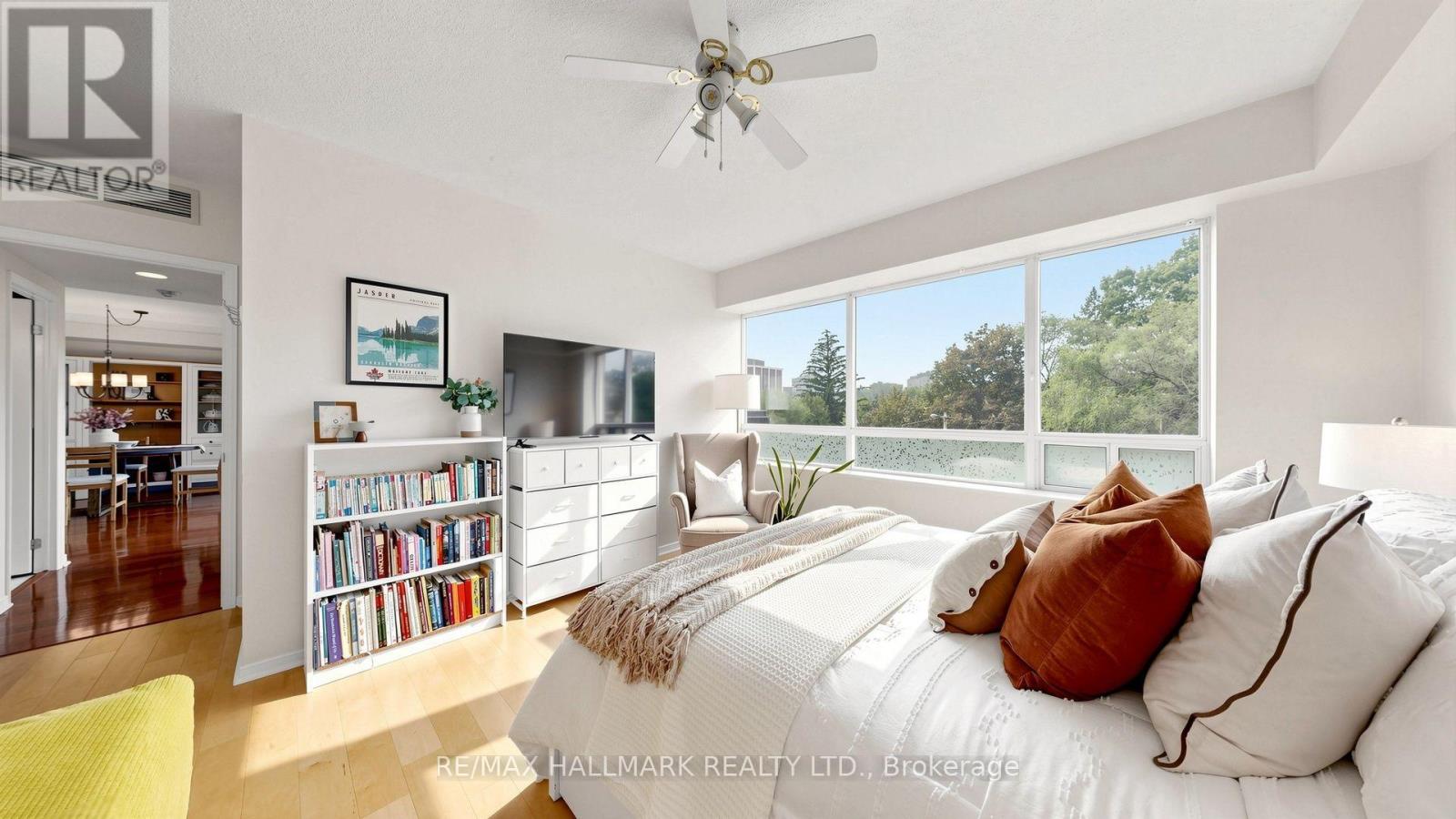 #312 1818 BAYVIEW AVENUE - 14