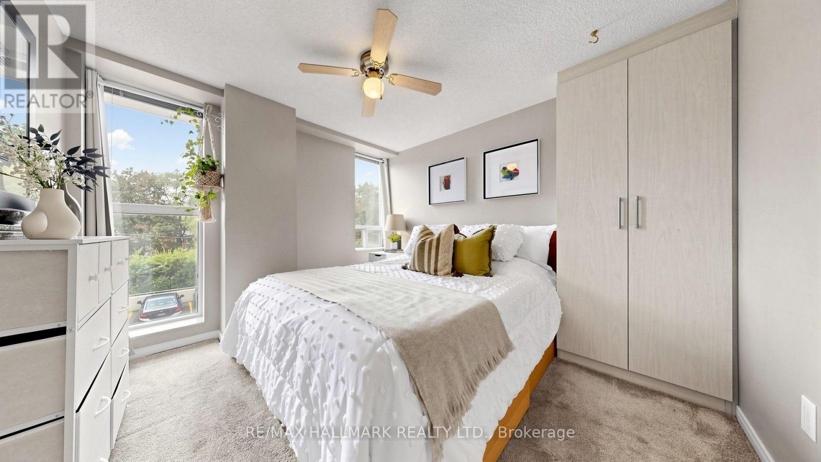#312 1818 BAYVIEW AVENUE - 19