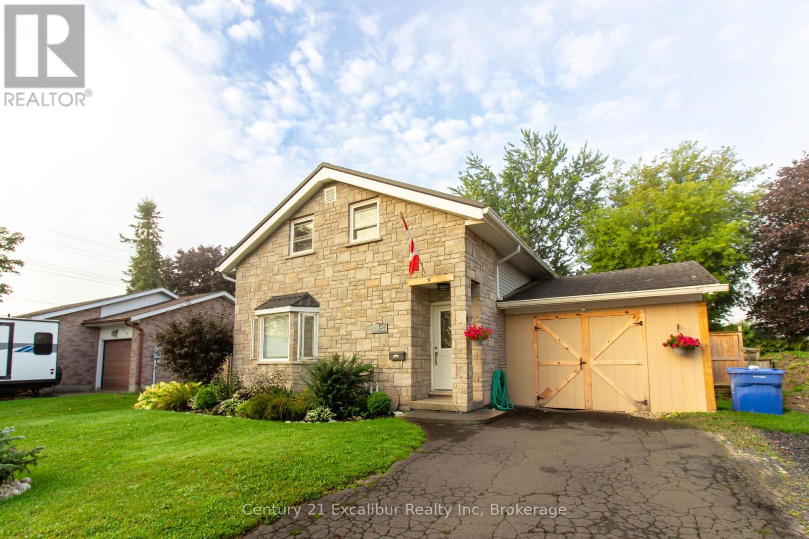 517 SHORTREED AVENUE - Image 12