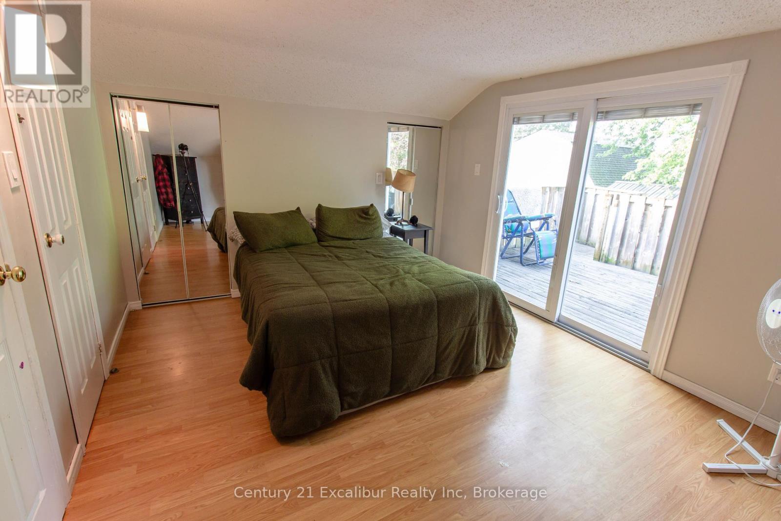 517 SHORTREED AVENUE - 7