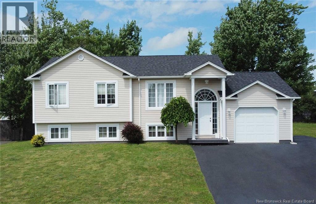 28 Fairisle Drive, Moncton — photo 1