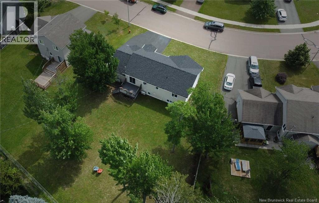 28 Fairisle Drive, Moncton — photo 9
