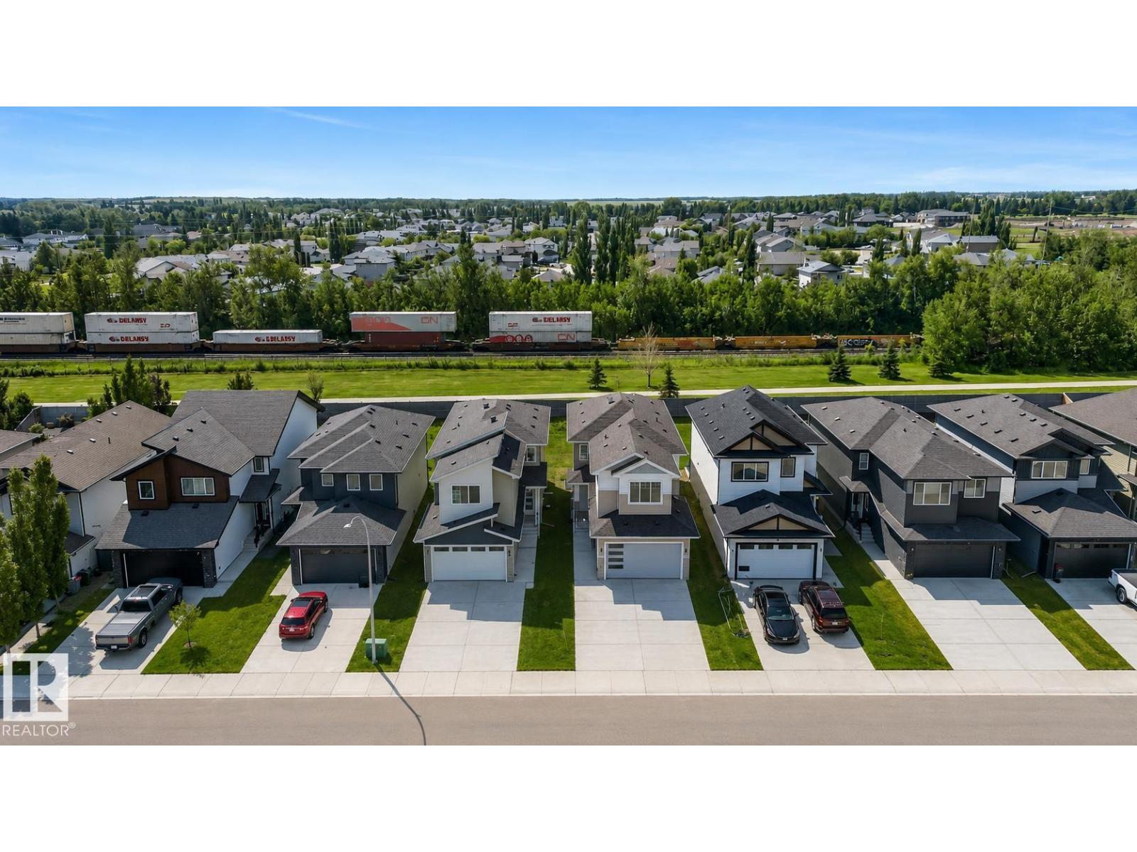 Property photograph 4 for MLS E4506884