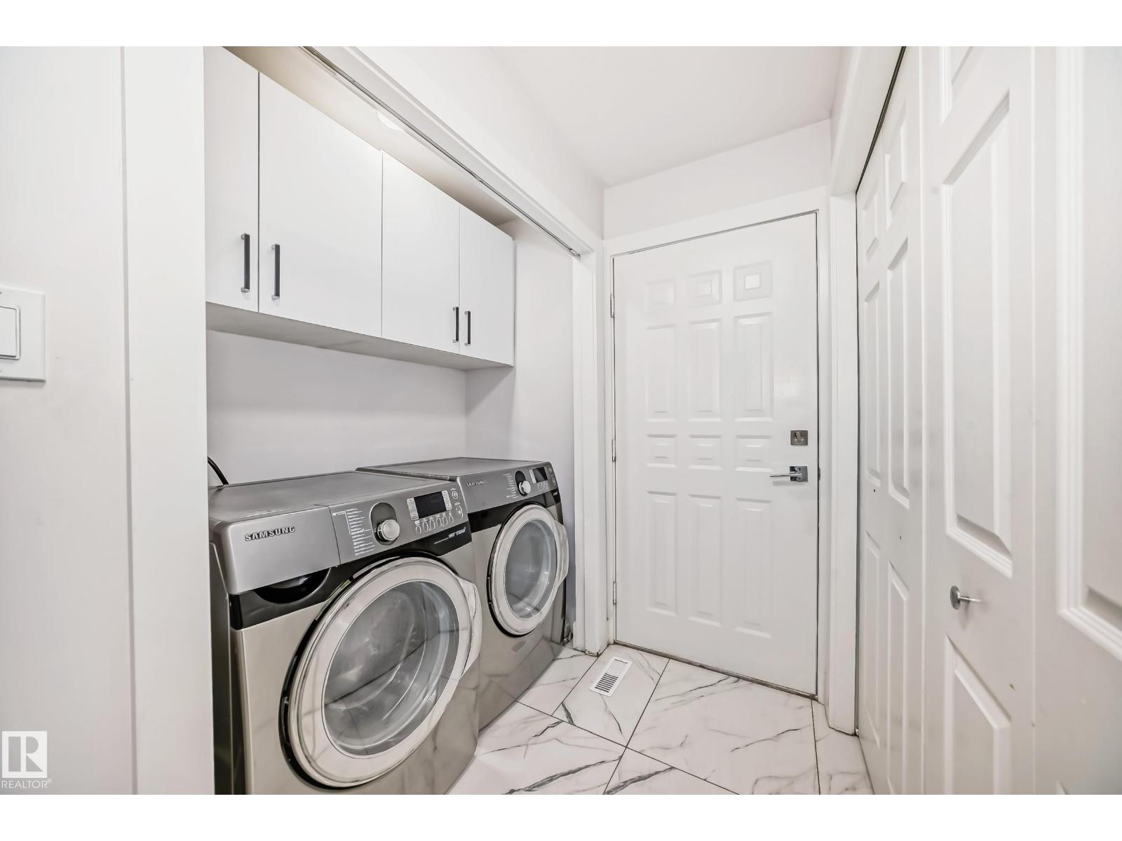 4608 43 AV NW - 24