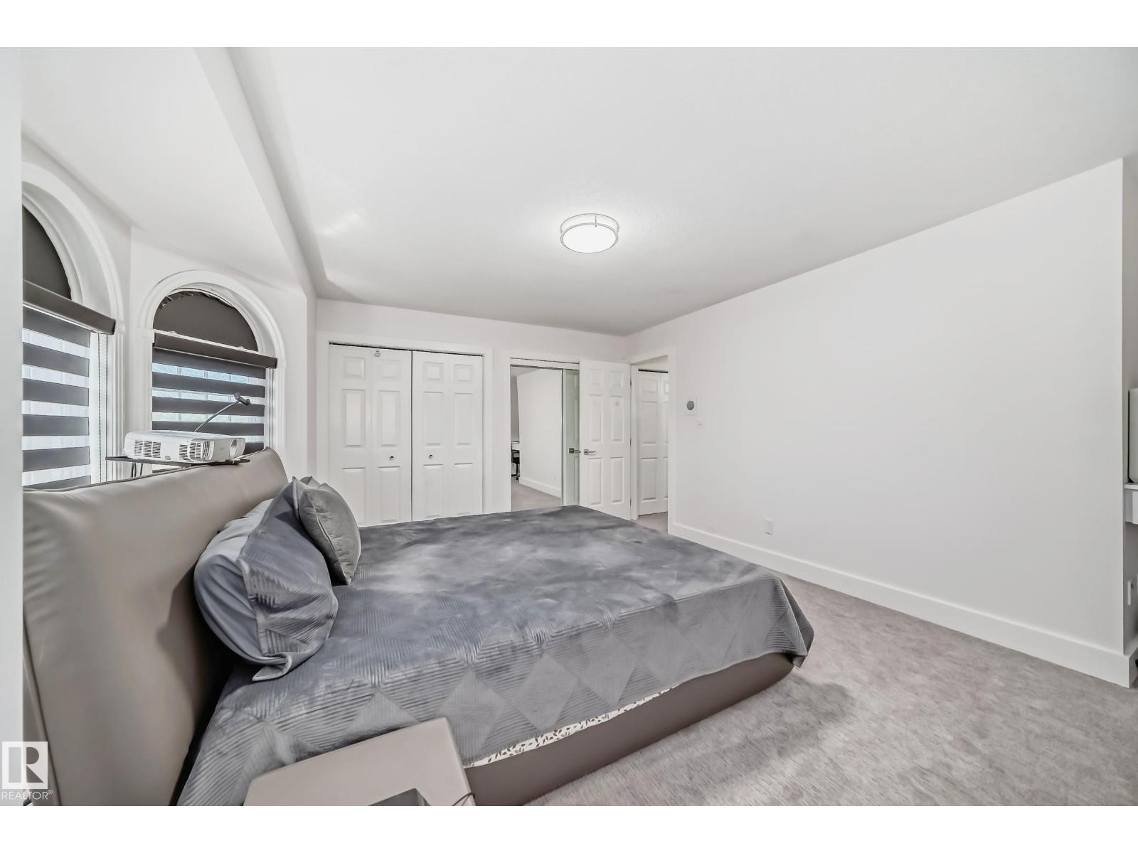 4608 43 AV NW - 34