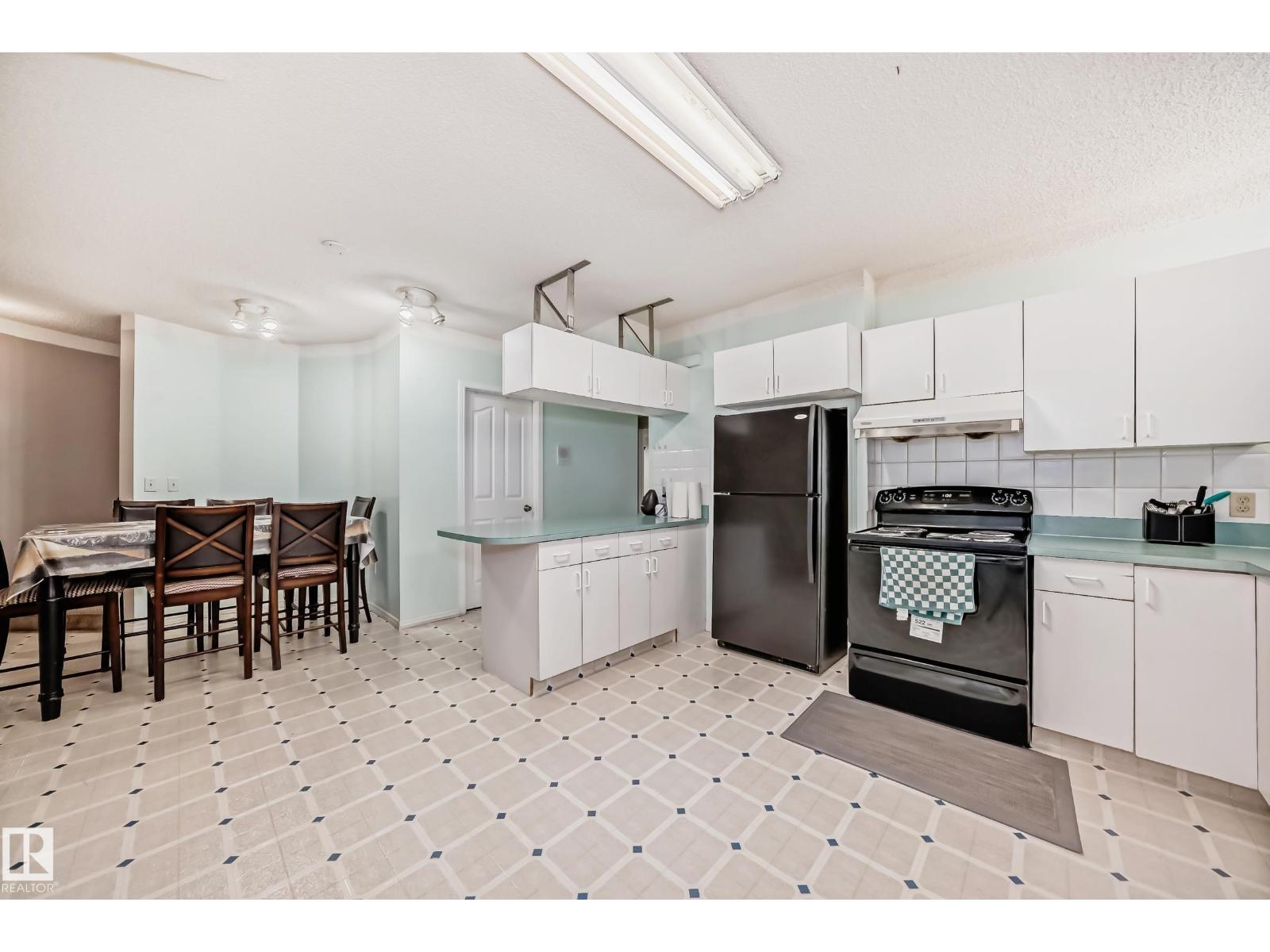 4608 43 AV NW - 46