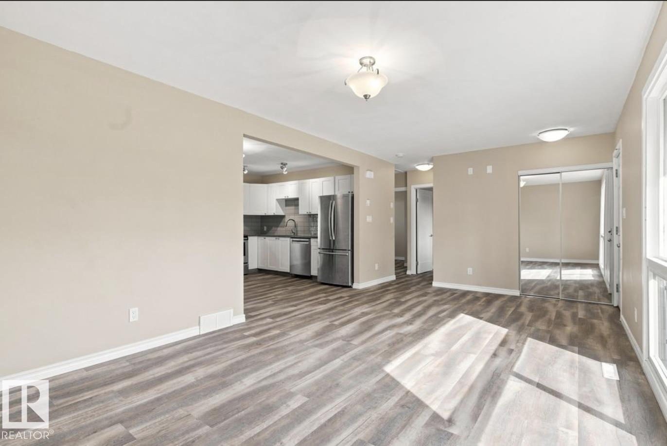 15812 110A AV NW - Image 11