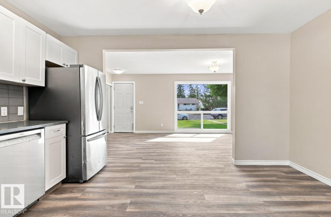 15812 110A AV NW - Image 17