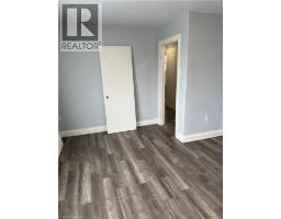 67 Mccalla Drive Unit# 1, St  Catharines, ON L2N1A4 Photo 6