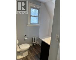 67 Mccalla Drive Unit# 1, St  Catharines, ON L2N1A4 Photo 8