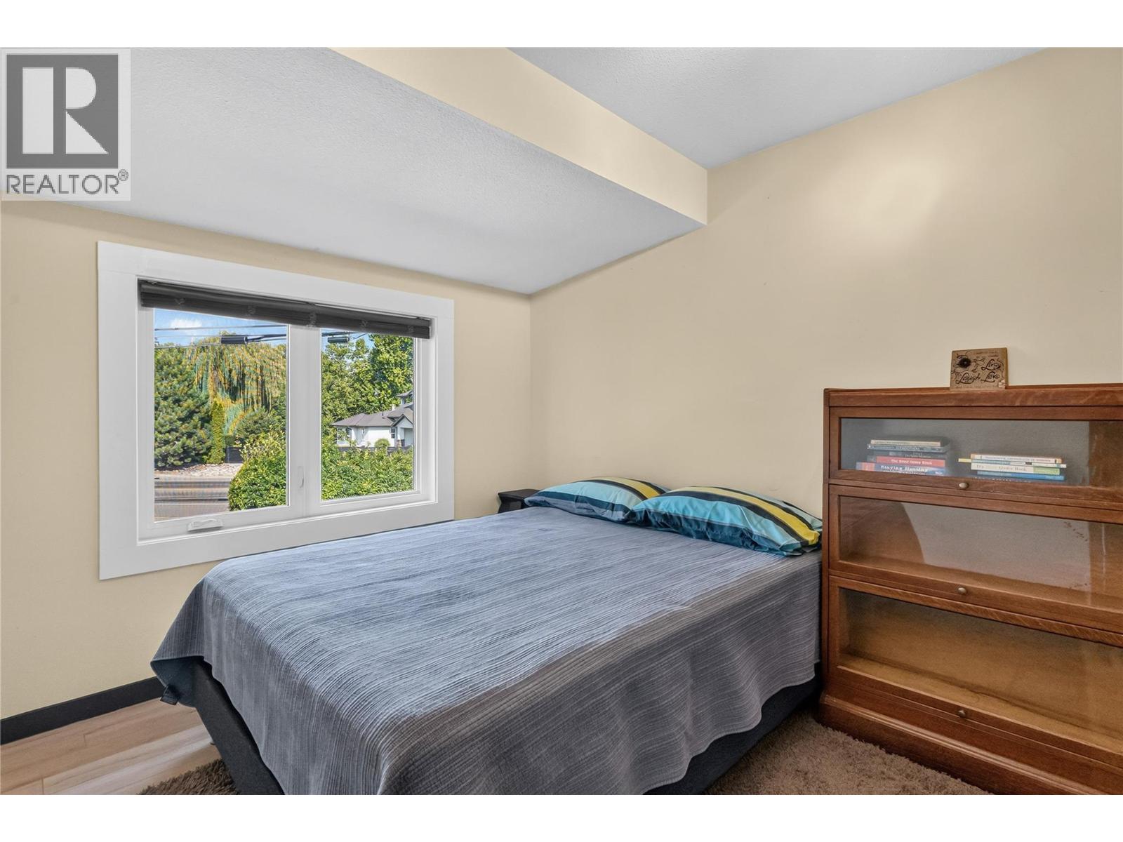 4201 Lakeshore Road - Image 21