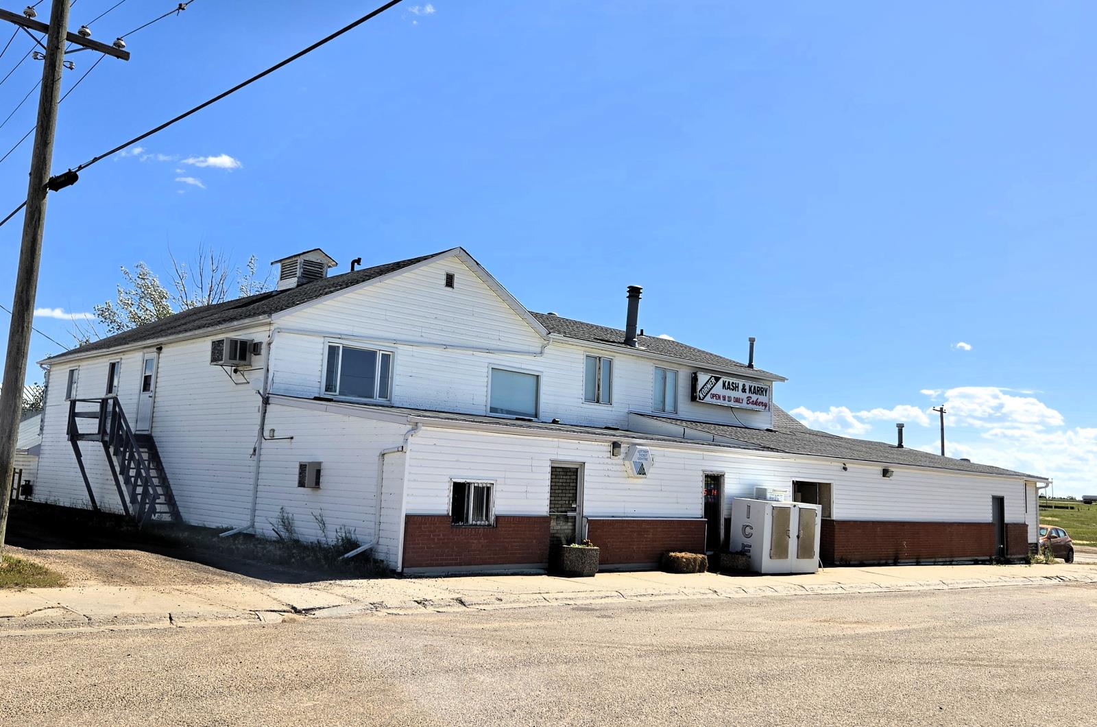4805 King St, Coronation, Alberta, T0C1C0, Coronation, Alberta — photo 2 of 5
