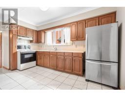 114 Gracefield Avenue, Toronto, ON M6L1L1 Photo 20