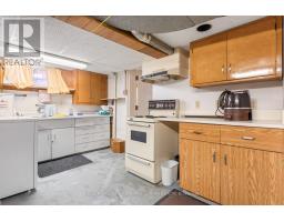 114 Gracefield Avenue, Toronto, ON M6L1L1 Photo 29