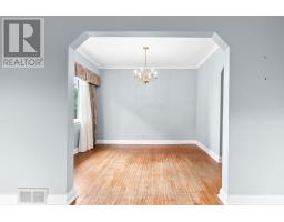 114 Gracefield Avenue, Toronto, ON M6L1L1 Photo 9