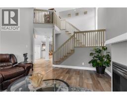 Living room - 847 West 5th Street, Hamilton, ON L9C5R4 Photo 16