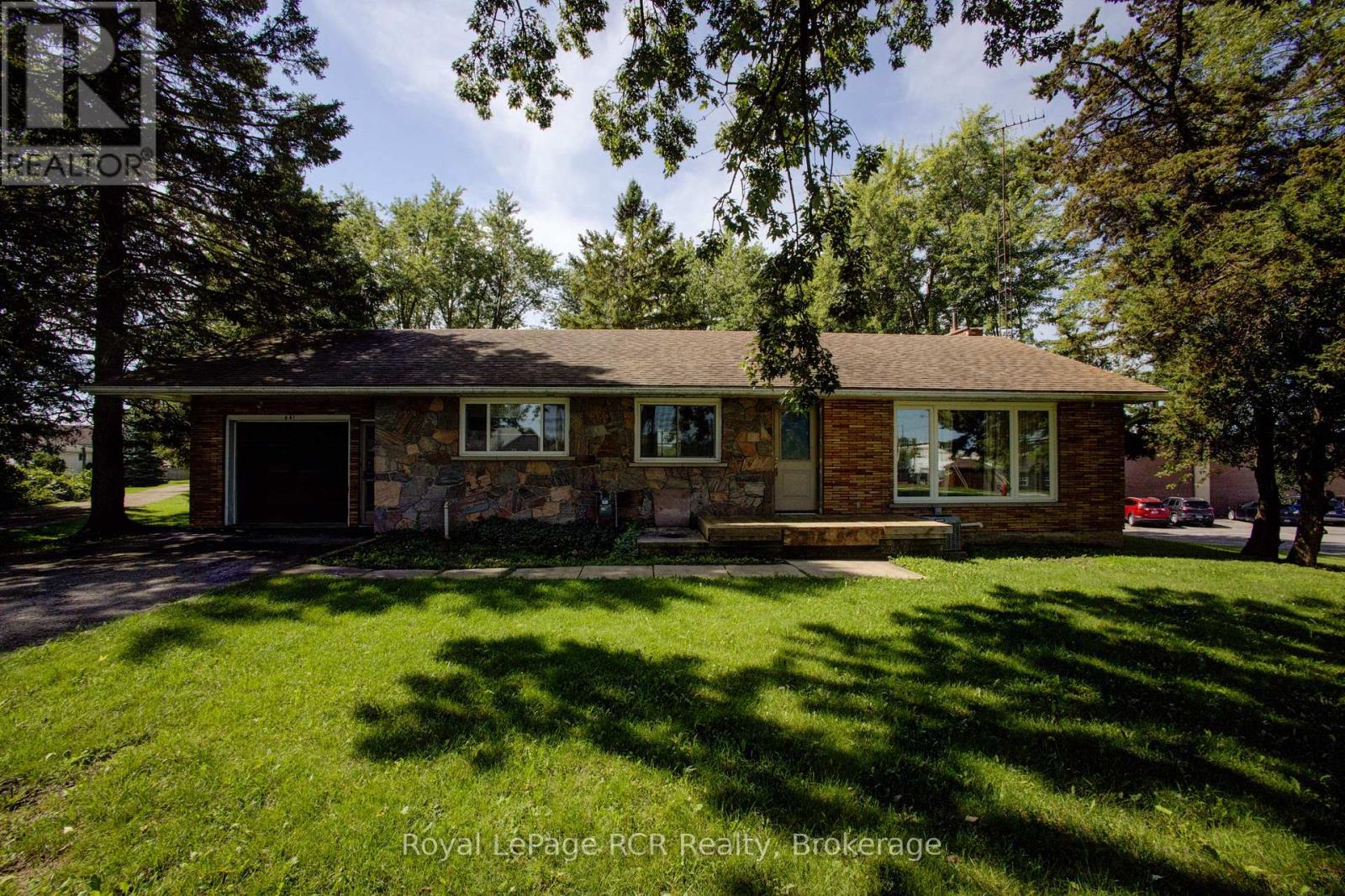 441 SMITH STREET - 1